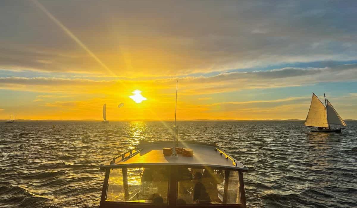 balade-pinasse-coucher-du-soleil2