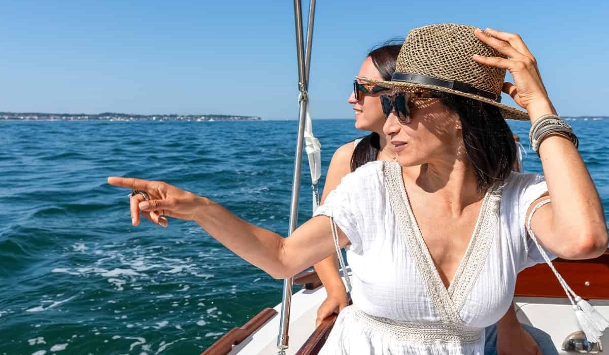 Photo de passagers sur le pinasse Ohana