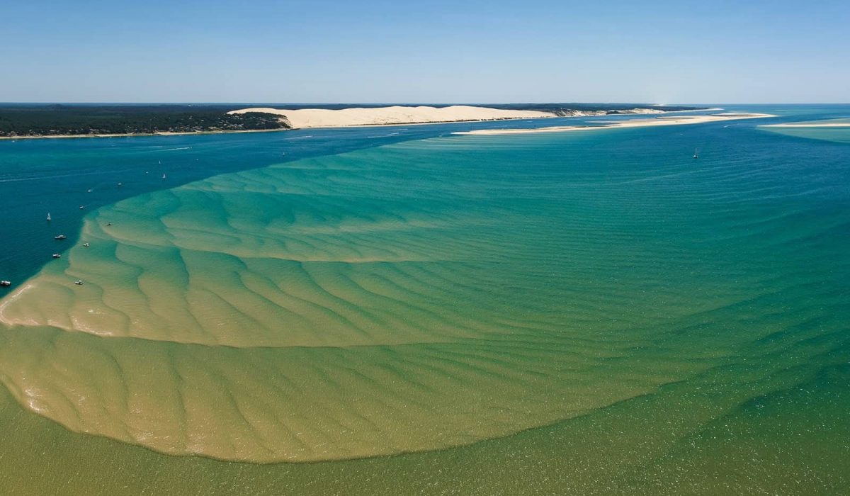 Vue aérienne de la Dune du Pilat et des bancs de sable